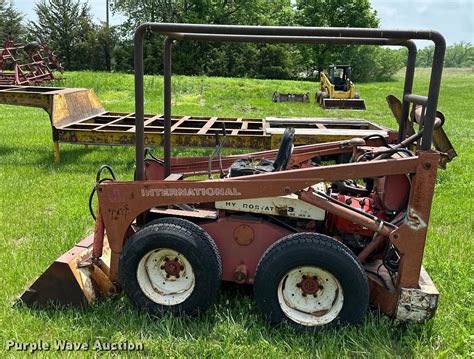 ih 3200a skid steer for sale|international 3300b skid steer.